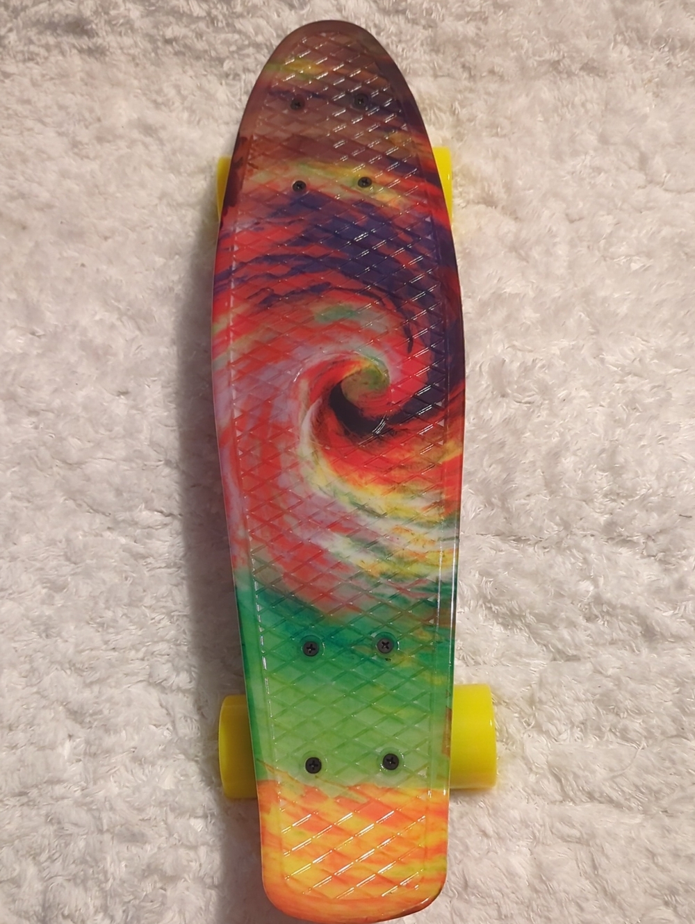 Tabkeer 22" x 6" Cruiser Skateboard Colorful Swirl w/Yellow Wheels, NIB